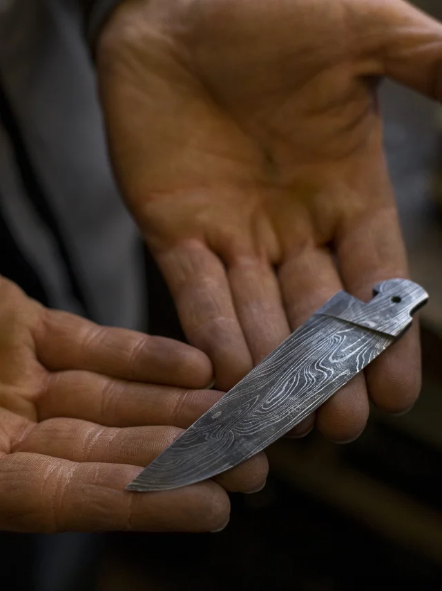 Gros plan sur un couteau de Thiers