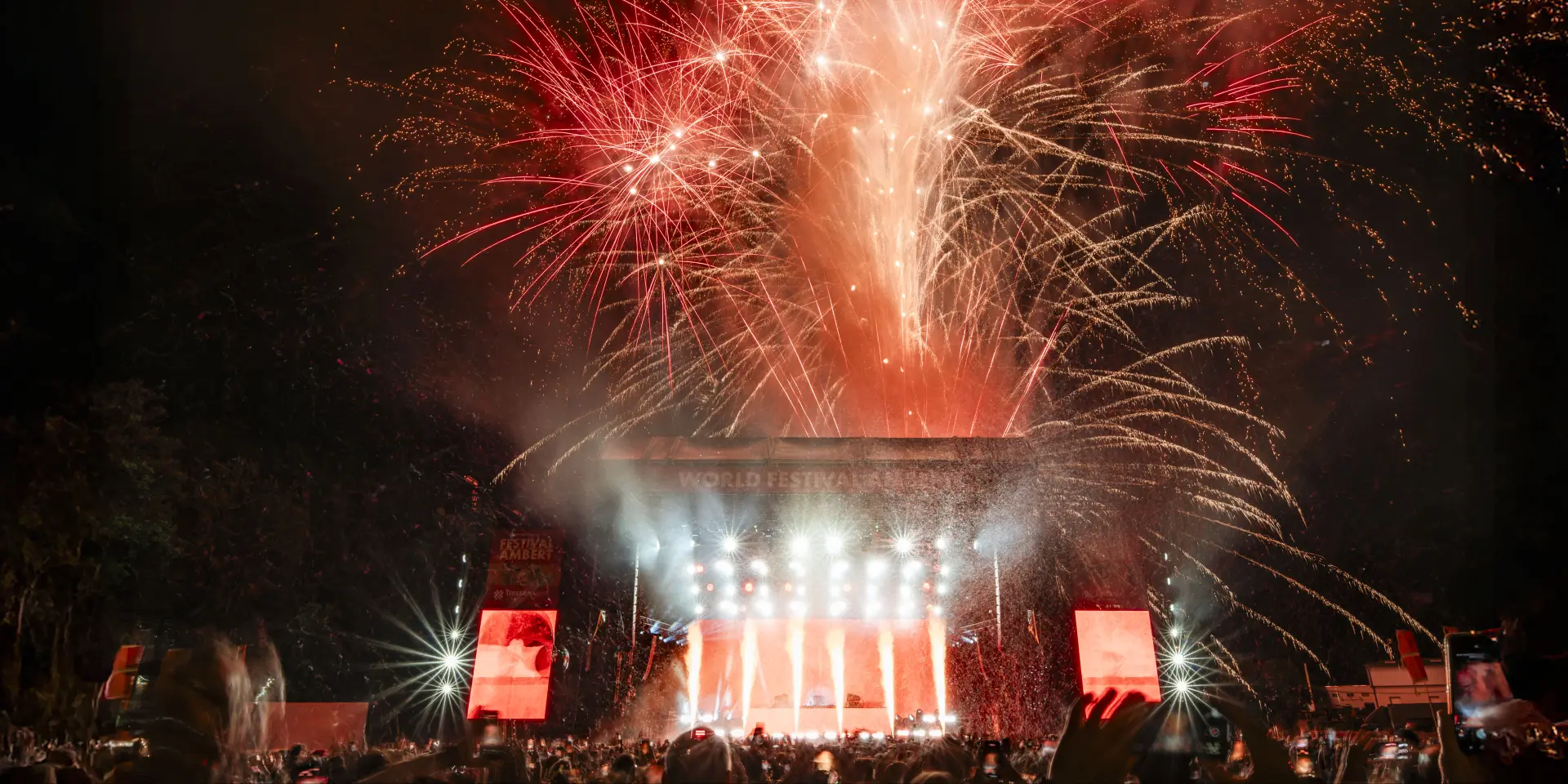 Feu d'artifice au Festival d'Ambert 2025