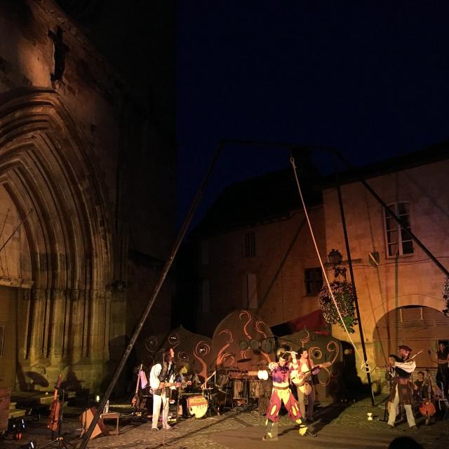 Gourdonmedievales16ccmabout