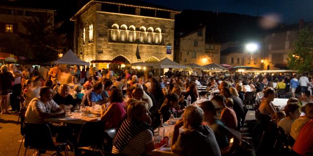 Marché nocturne de Figeac