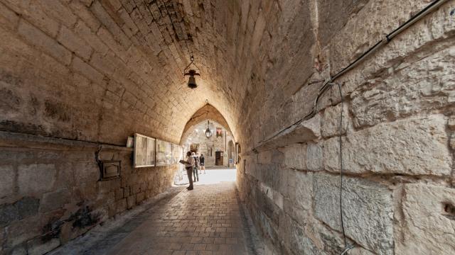 Passage sous le musée Uxellodunum - Martel