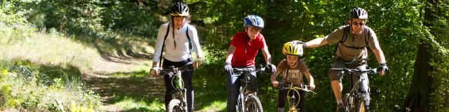 Vtt en famille dans le Ségala
