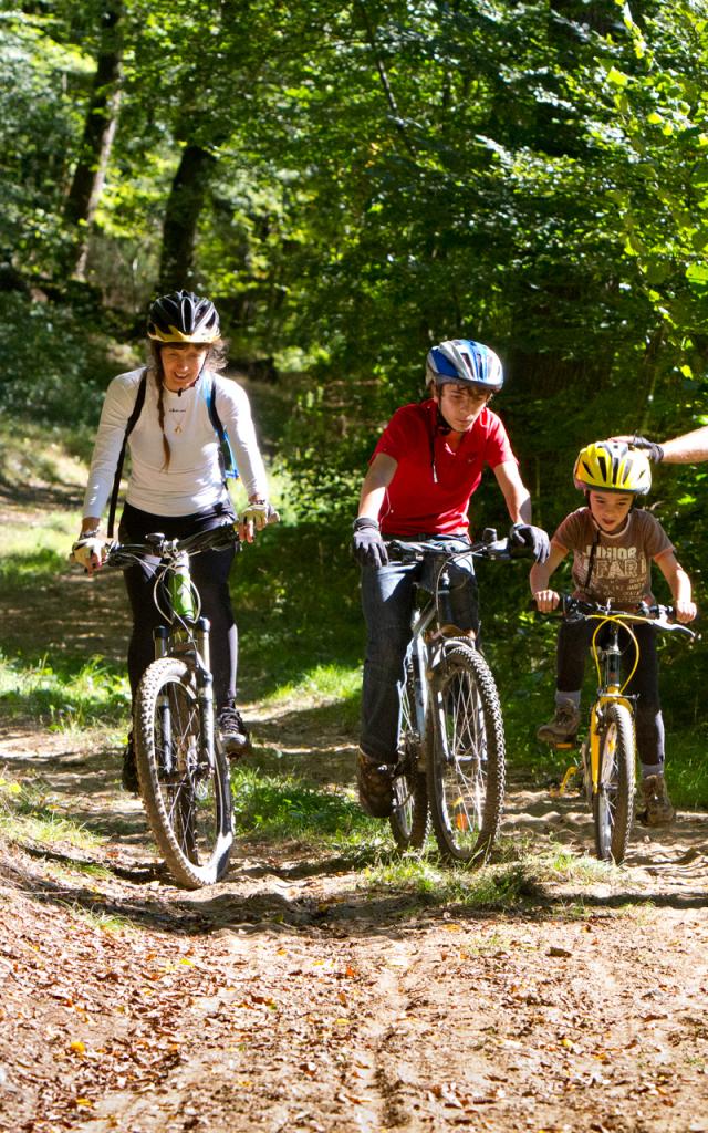 Vtt en famille dans le Ségala