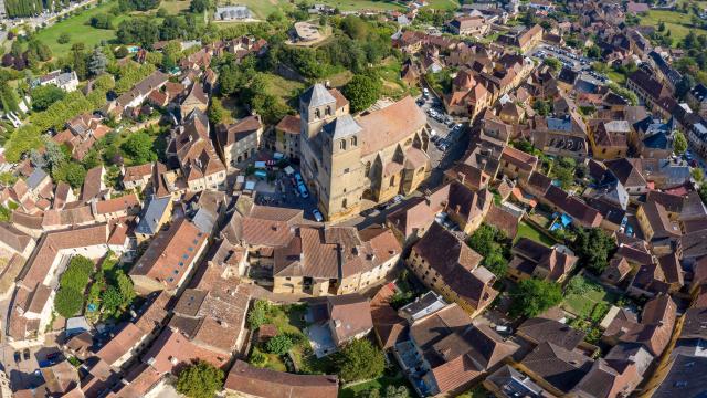 Vue aérienne de Gourdon