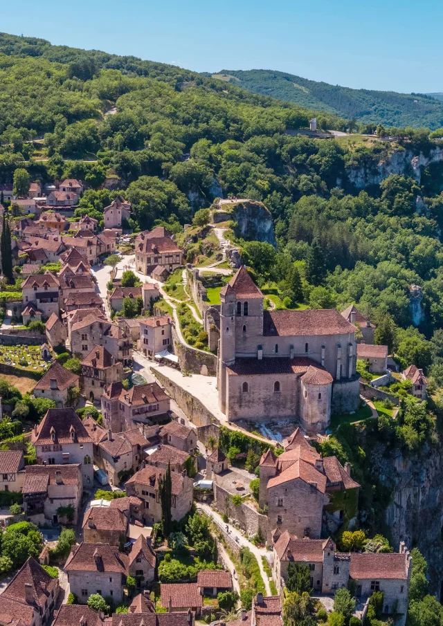 Vue aérienne de Saint-Cirq-Lapopie