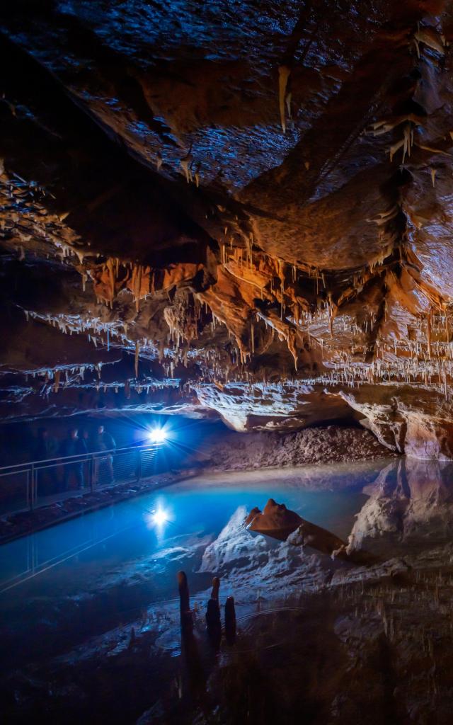 grottes de lacave