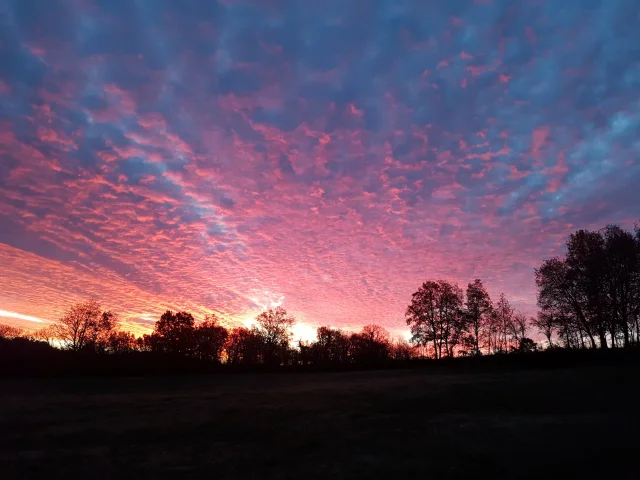 Ciel Du Matin Dans Le Lot© Aude Leconte