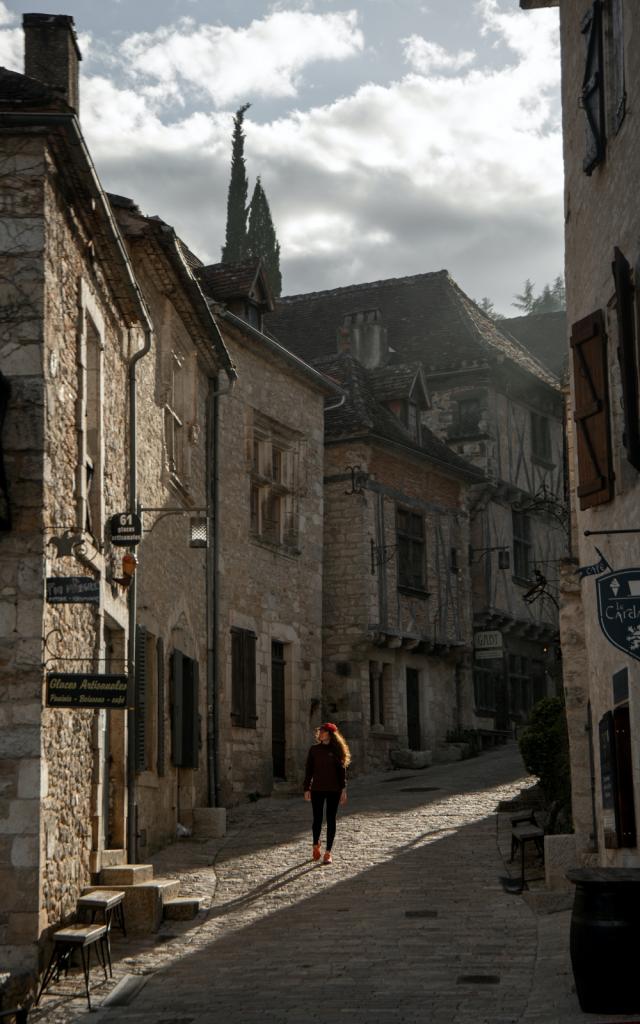 Dans Les Ruelles De St Cirq © Hellolaroux