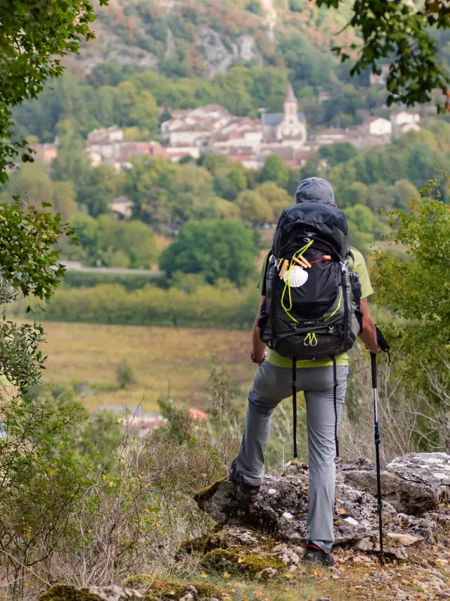 Pèlerin sur le chemin de Saint-Jacques de Compostelle