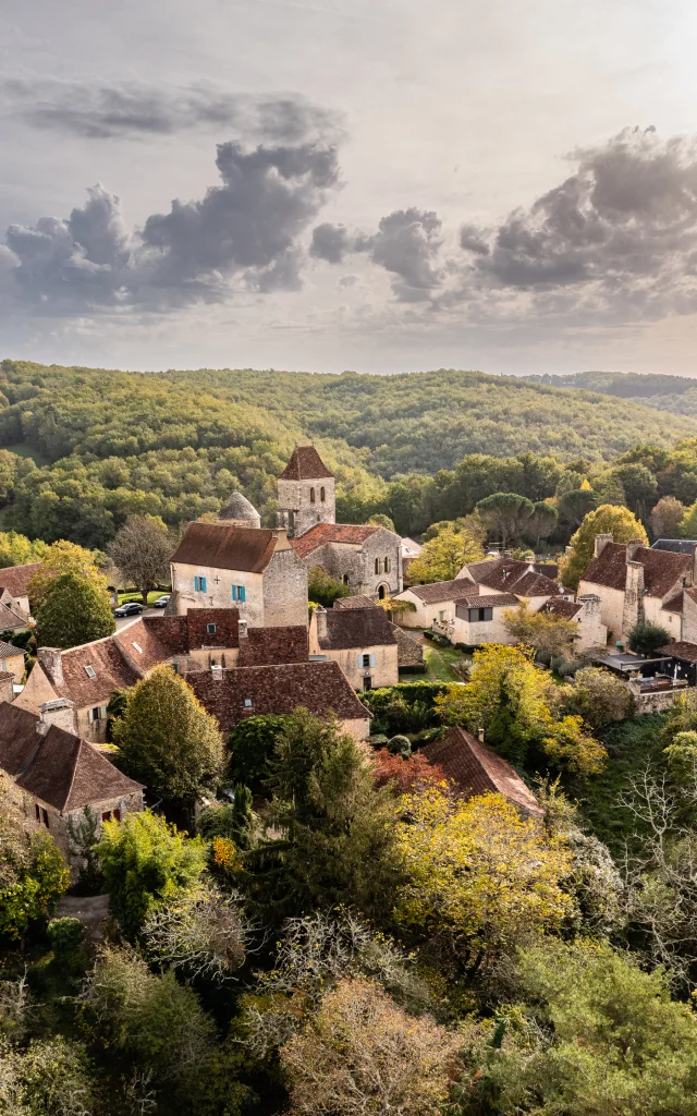 Vue aérienne du village des Arques