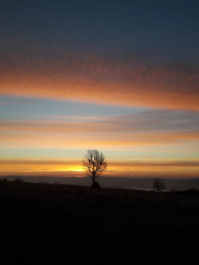 Lever de soleil sur la vallée du Célé