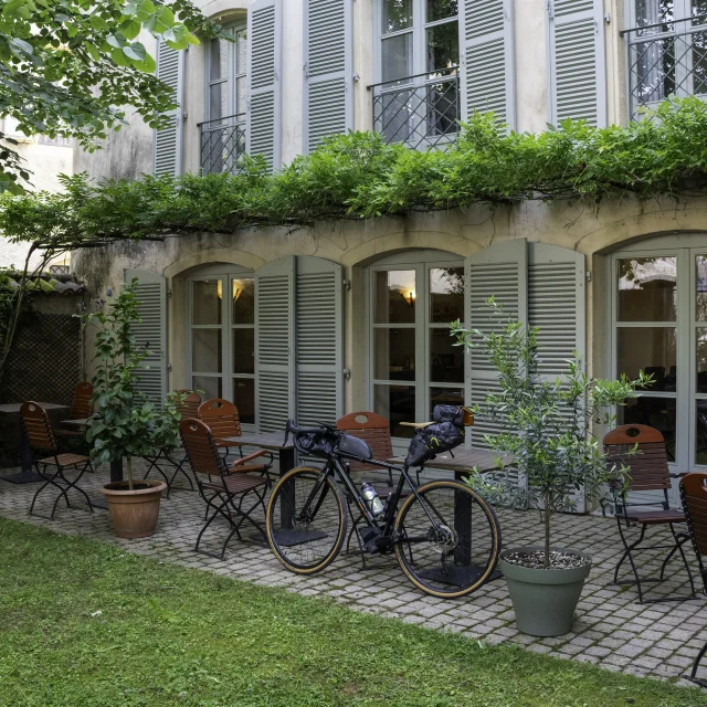 Hotel Le Quatorze Boucle De Figeac A Velo G. Condat I Trekkings 37