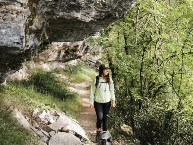 Randonnée sur le sentier des Anlgais à Brengues