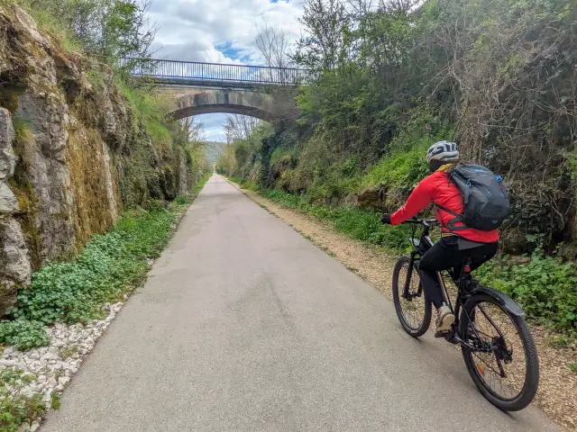 Sur la voie verte Arcambal - Cahors