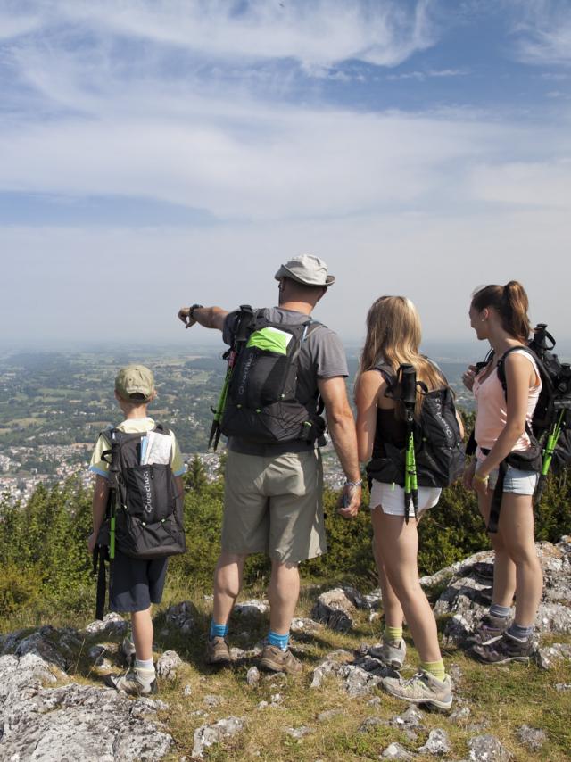 Randonnée en famille au Pic du Jer