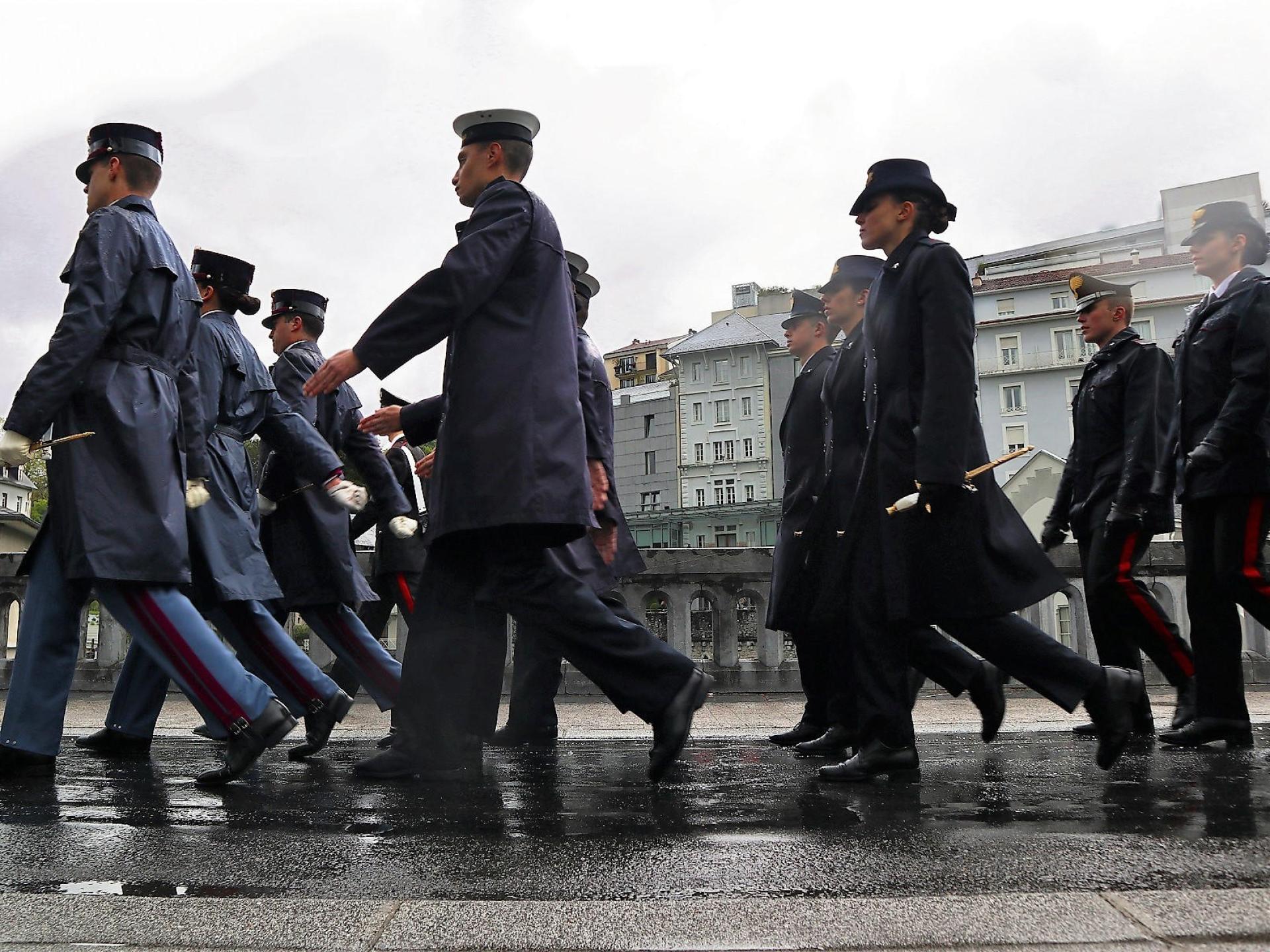 Pèlerinage Militaire International à Lourdes - Église catholique en France
