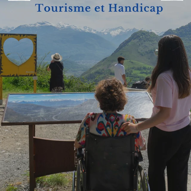 Couverture Brochure HPTE Tourisme et Handicap