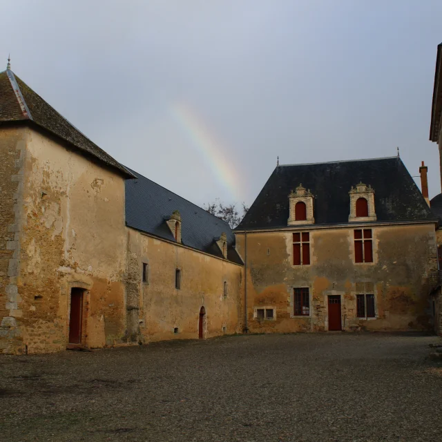 Arc en ciel au manoir De Verdigné