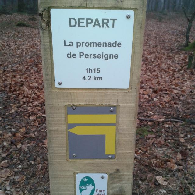 Poteau La Promenade De Perseigne