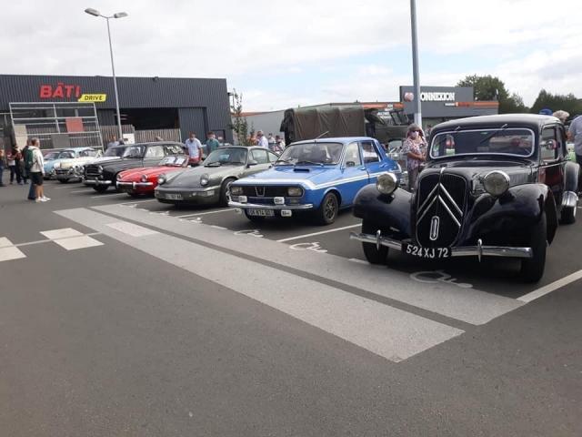 Rassemblement Voitures Anciennes
