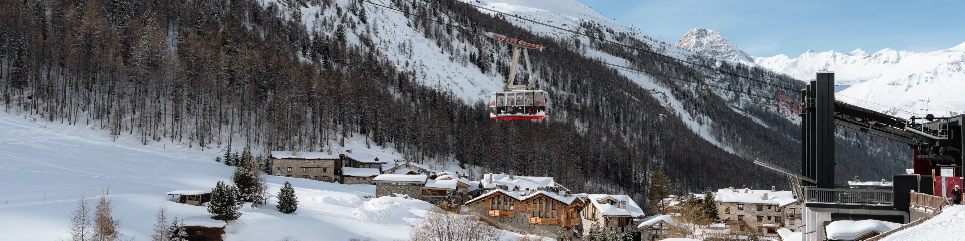 Le Fornet Et Sa Cabine 26464 Val D Isere Tourisme Yann Allegre