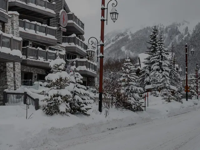Le Village Sous La Neige 9266 Val D Isere Tourisme Yann Allegre 1