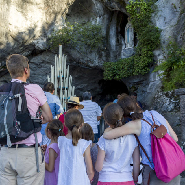 Lourdes, spirituelle cosmopolite et unique | Office de Tourisme Coeur  Sud-Ouest Marciac Madiran Saint Mont, Gers Pyrénées