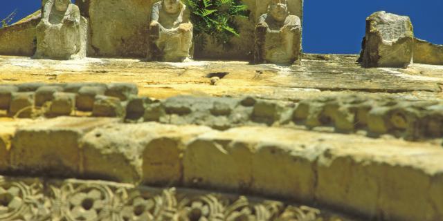 eglise-tasque-michel-carossio.jpg