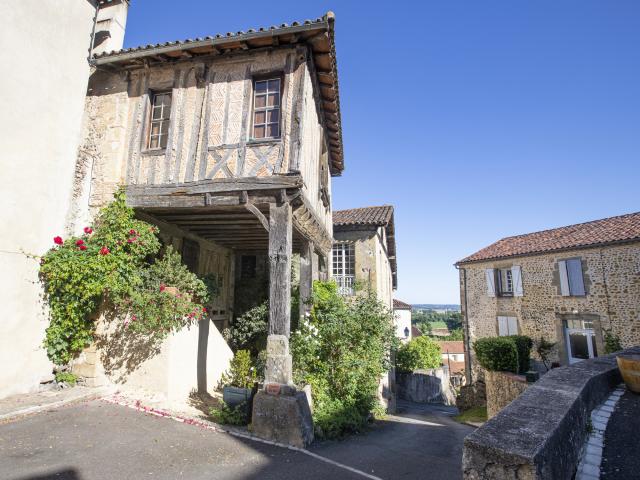 saint-mont-village-et-maison-2-pierre-meyer.jpg