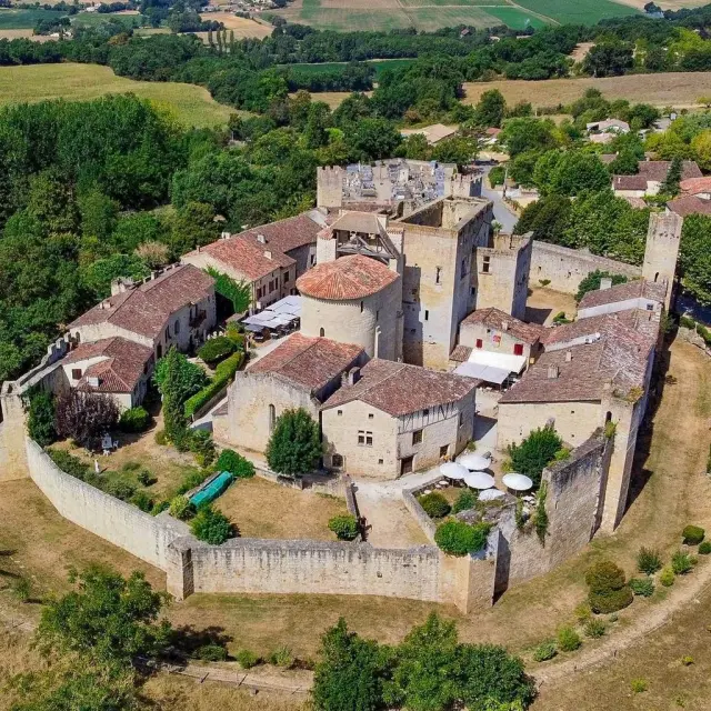 Instagram #exploremongers