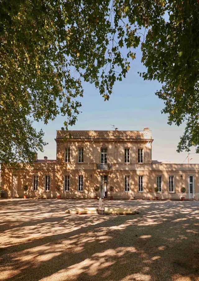 Chateau Haut Breton Larigaudiere