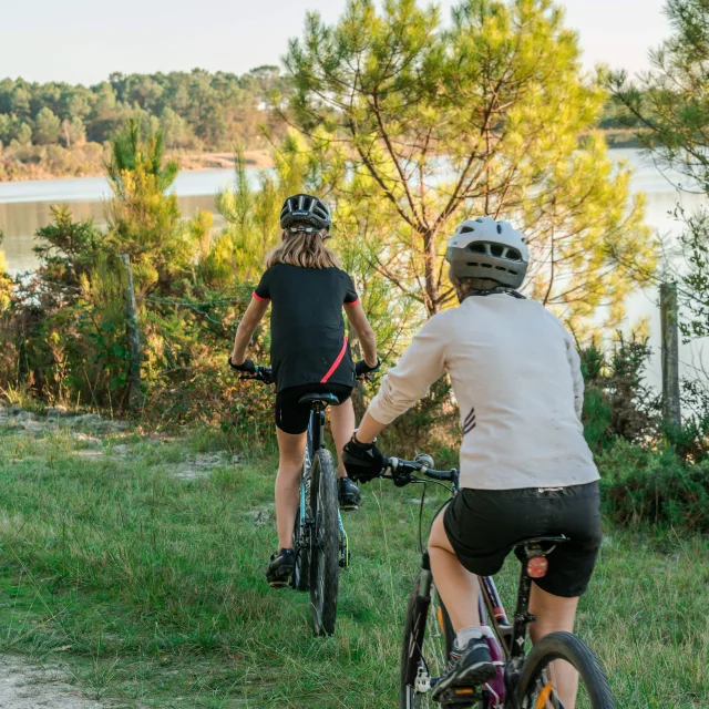 A vélo avec Margaux Médoc Tourisme