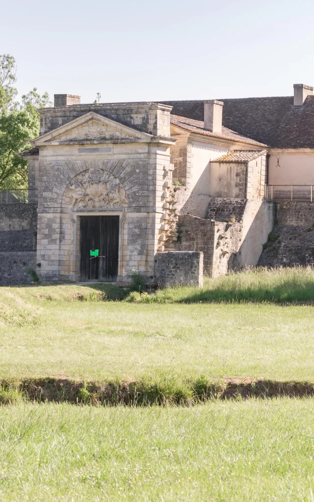 Le Verrou Fort-Médoc sur journée ensoleillée