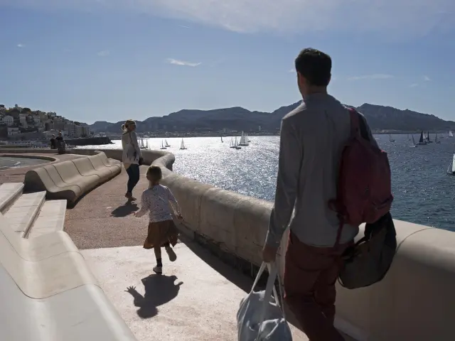 corniche-kennedy-balade-famille-banclamyotcm.jpg