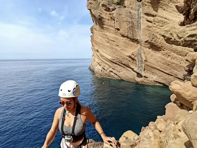 Grimpeur dans les calanques