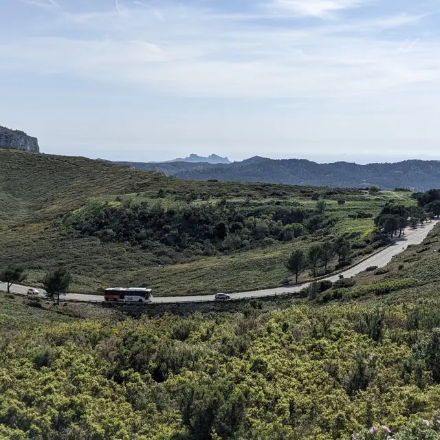 Rte Gineste With Bus