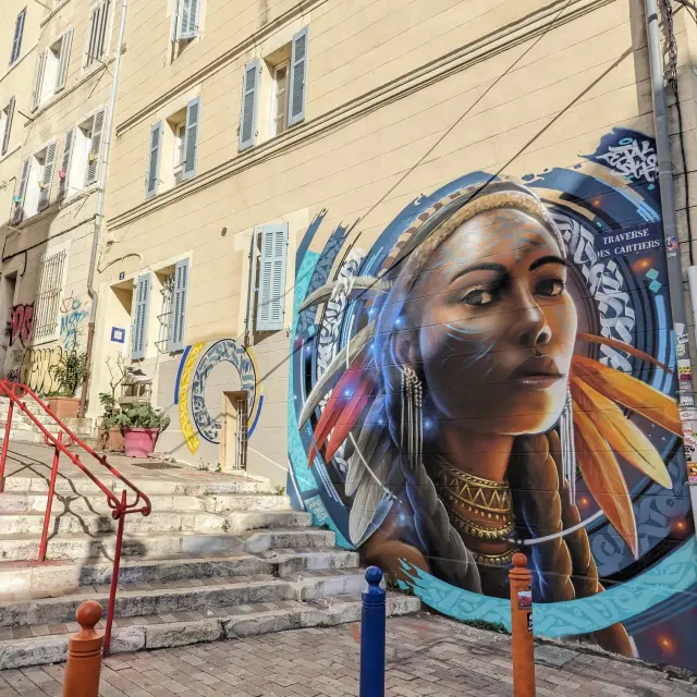 street art dans le quartier du panier