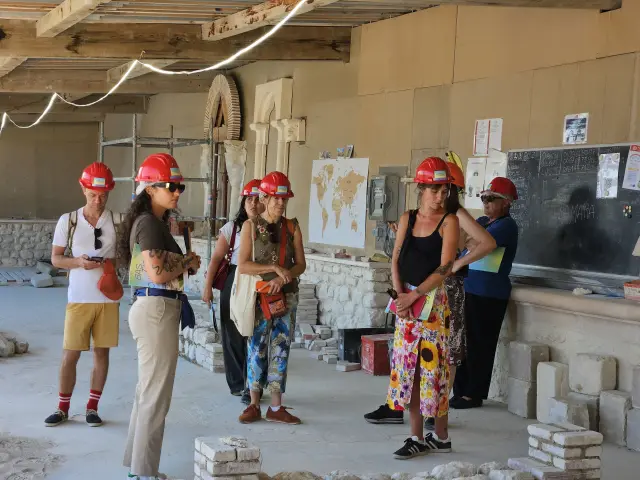 Groupe de visiteurs à la Citadelle De Marseille