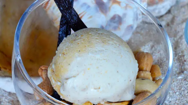 Vanilla-Cashew Ziouka Ice Cream Carbet Martinique