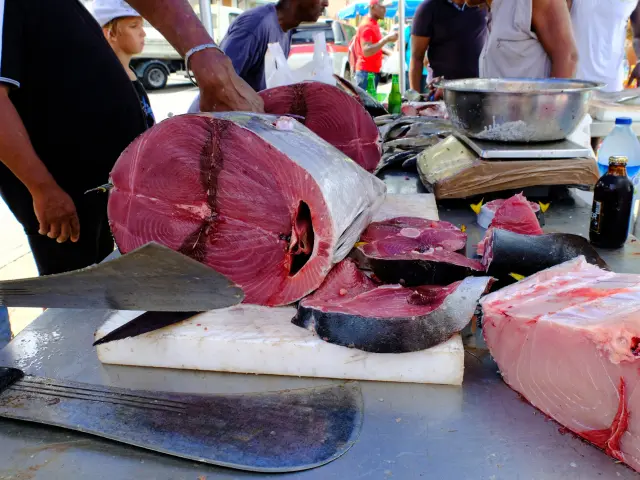 Marché aux poissons Thon Bellefontaine Martinique