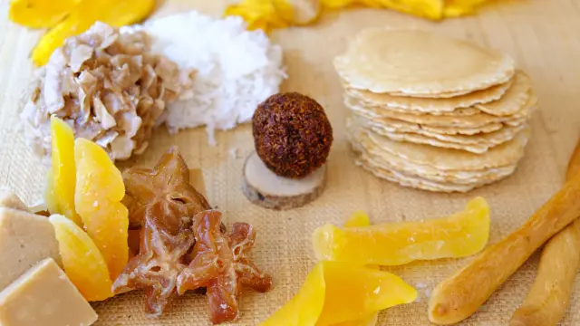 Confectionery Lotchio Coconut bar Candied fruits Regional products Martinique