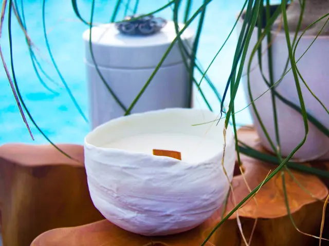 Bougie Épicée Le Bonheur a une odeur Ysnay Lamentin Martinique