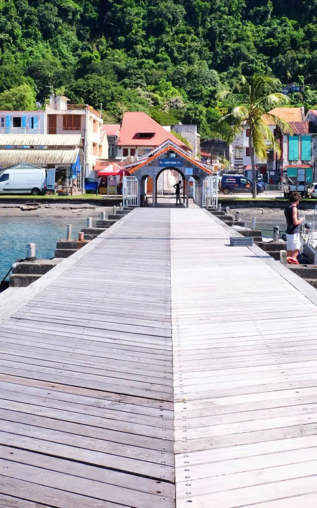 villedesaintpierre-ponton-saintpierre-martinique