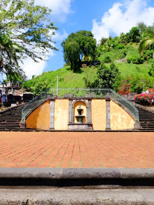 Ancien théâtre Saint-Pierre Martinique