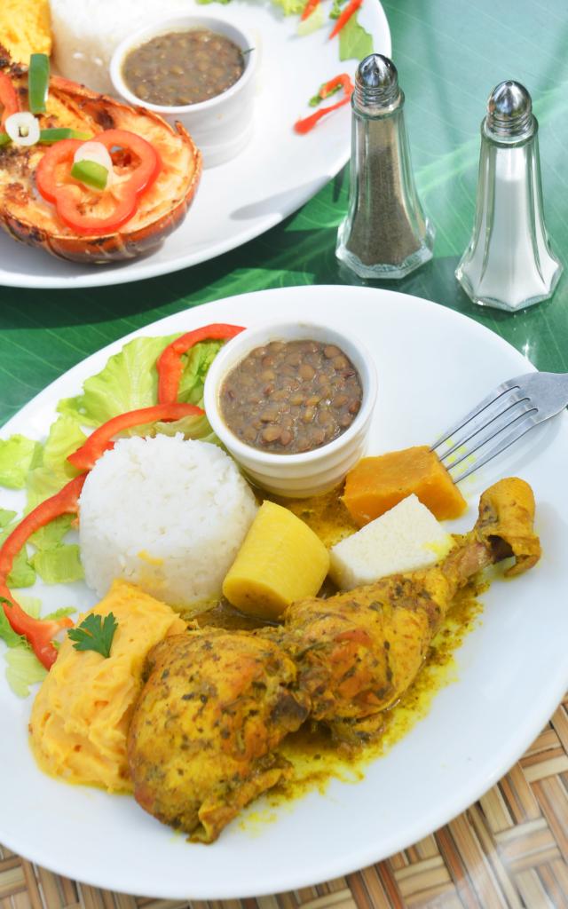 Colombo de poulet Restaurant le Point de Vue Sainte-Marie Martinique