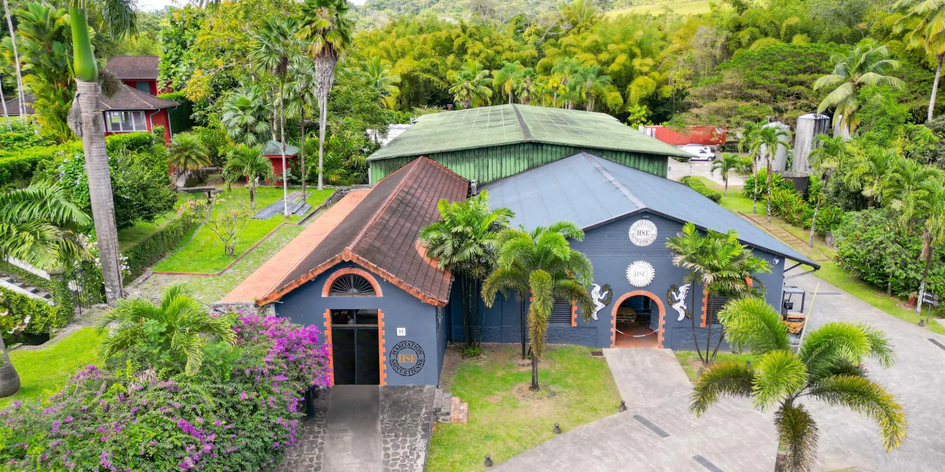 Rum store-HSE-Habitation-Saint-Etienne-grosmorne-martinique