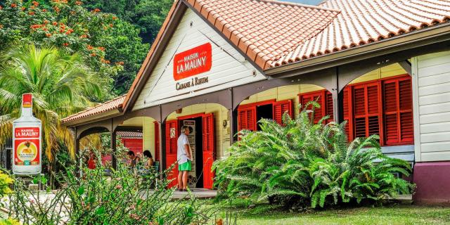 Cabane à rhum Distillerie Maison La Mauny Rivière-Pilote Martinique
