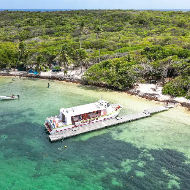 Ilet Chevalier Taxi Cap Sainte-Anne Martinique