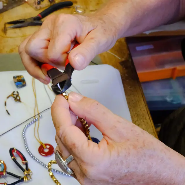 Artisan bijoutier Bijonat Trois-îlets Martinique