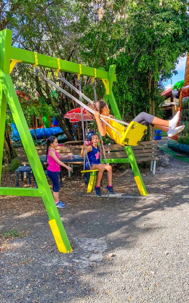 Aire de jeux Parkadonf Anses-d'arlet Martinique